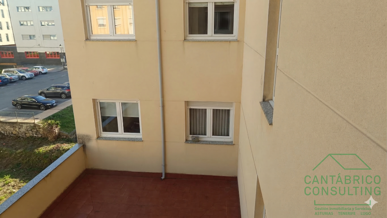 PISO NAVIA ASTURIAS - 3 DORMITORIOS - 2 BAÑOS - GARAJE - TRASTERO -  PARA ENTRAR