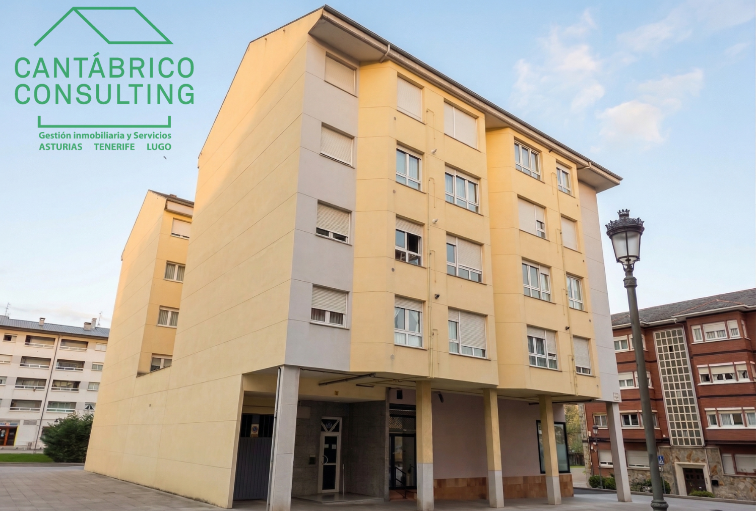 PISO NAVIA ASTURIAS - 3 DORMITORIOS - 2 BAÑOS - GARAJE - TRASTERO -  PARA ENTRAR