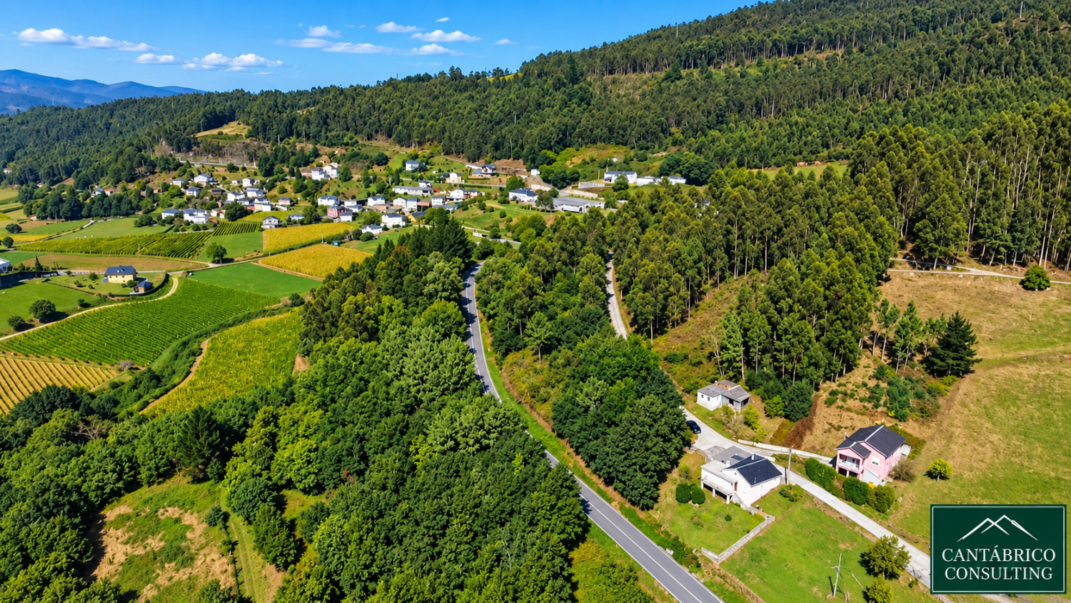 Pequeña Casa Habitable con Anejos y Finca en Arbón, Villayón a 10 Minutos de Navia - ASTURIAS