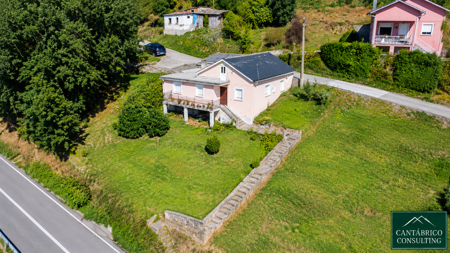 Pequeña Casa Habitable con Anejos y Finca en Arbón, Villayón a 10 Minutos de Navia - ASTURIAS