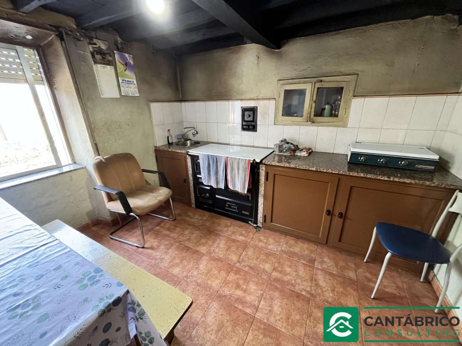 VENTA CASONA DE PUEBLO TRADICIONAL CON FINCA EN LENDEQUINTANA – VILLAYÓN – ASTURIAS