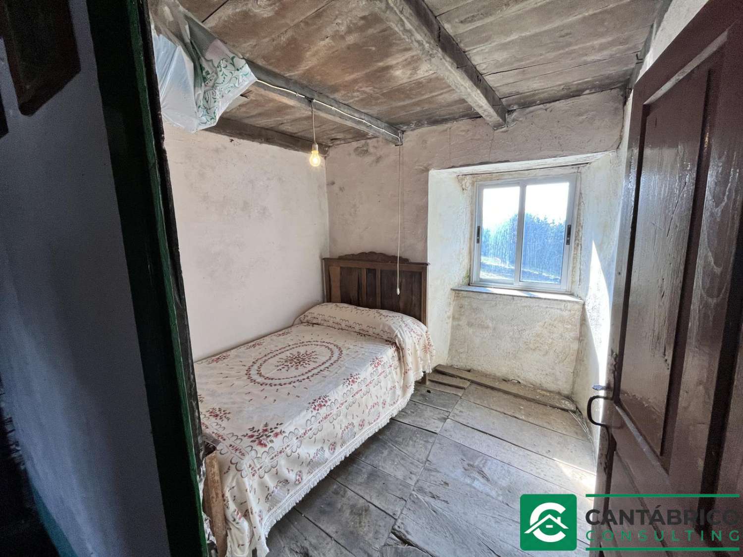 VENTA CASONA DE PUEBLO TRADICIONAL CON FINCA EN LENDEQUINTANA – VILLAYÓN – ASTURIAS