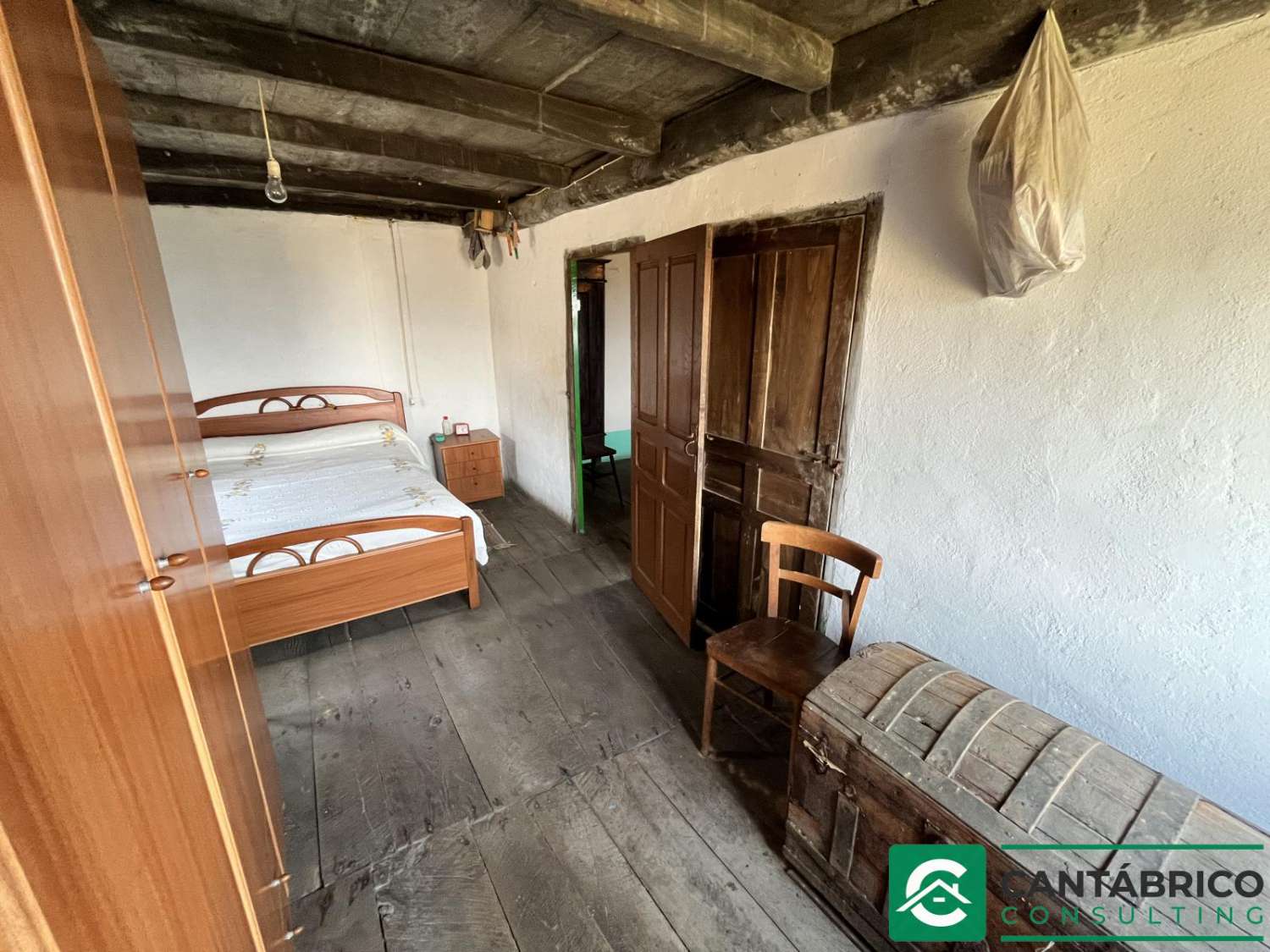 VENTA CASONA DE PUEBLO TRADICIONAL CON FINCA EN LENDEQUINTANA – VILLAYÓN – ASTURIAS