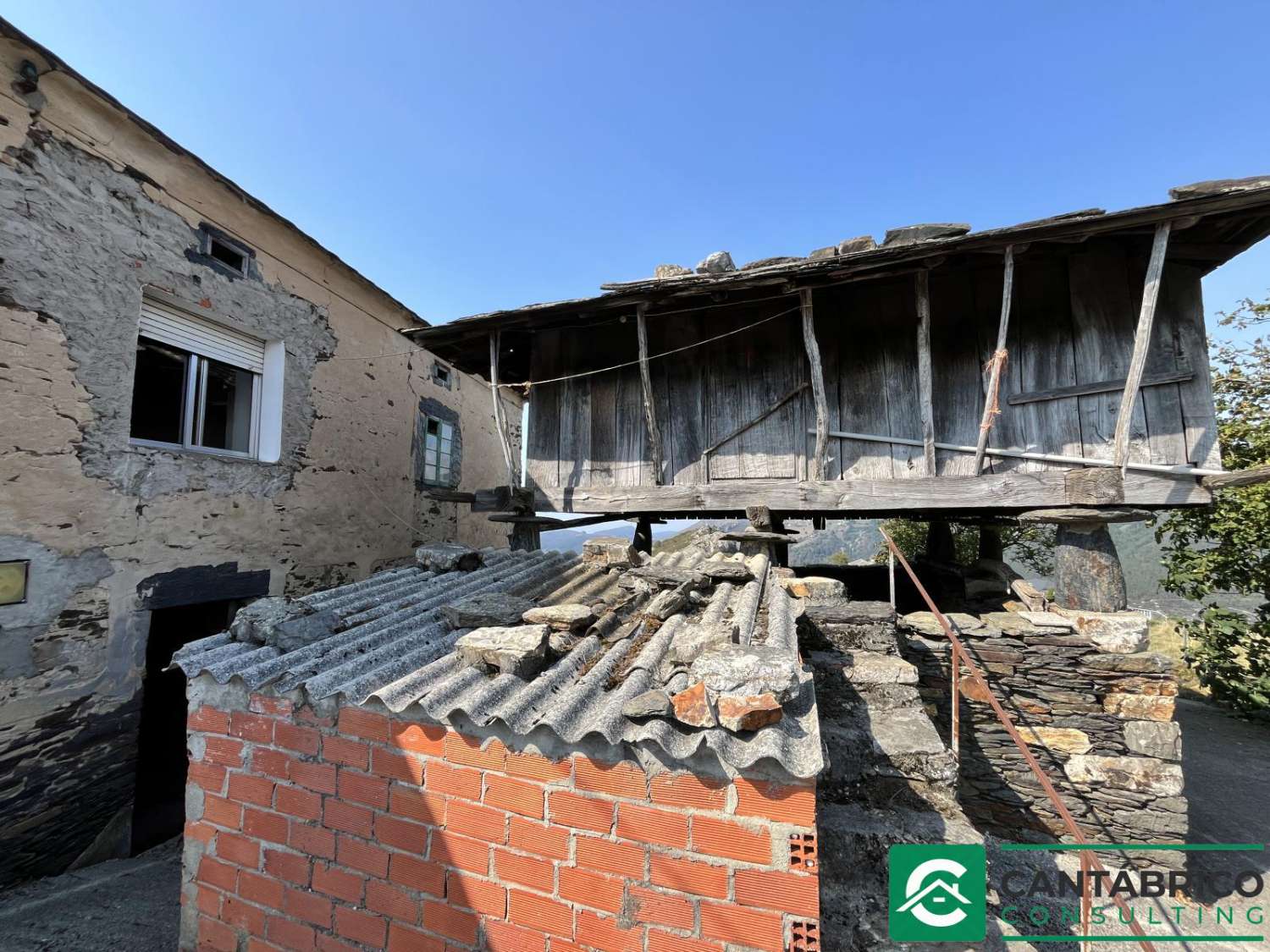 VENTA CASONA DE PUEBLO TRADICIONAL CON FINCA EN LENDEQUINTANA – VILLAYÓN – ASTURIAS