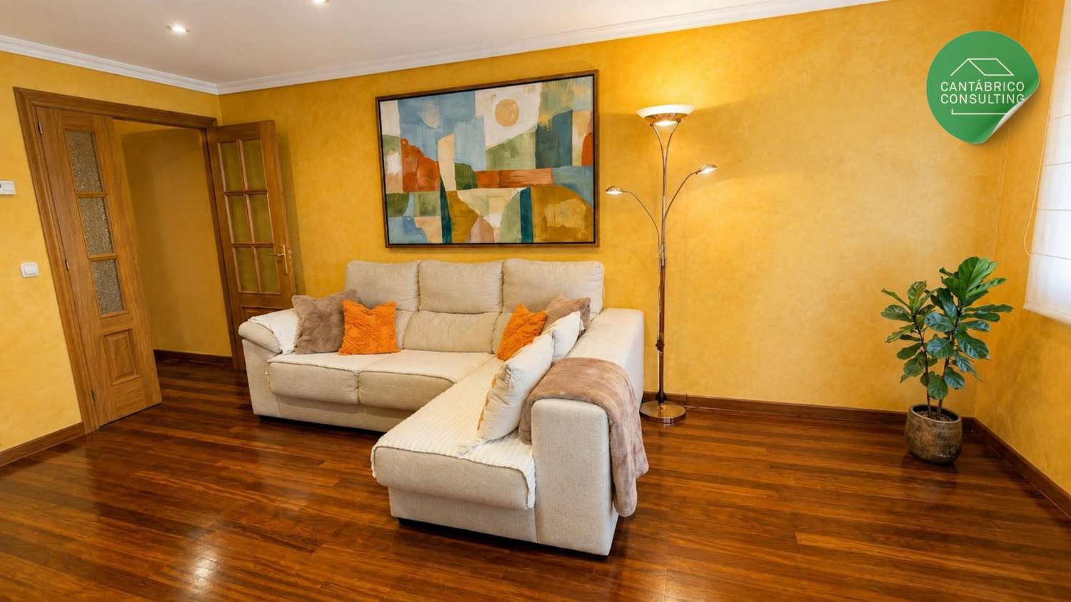 Oportunidad en Navia 3 Dormitorios Para Entrar - Garaje - Trastero y Terraza Grande
