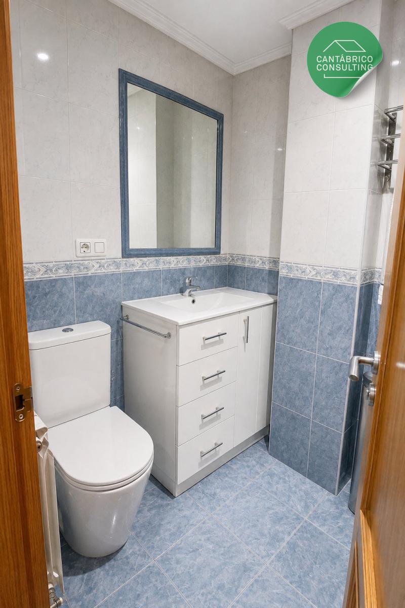 Oportunidad en Navia 3 Dormitorios Para Entrar - Garaje - Trastero y Terraza Grande