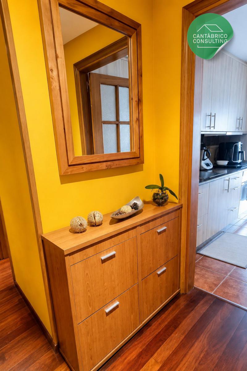 Oportunidad en Navia 3 Dormitorios Para Entrar - Garaje - Trastero y Terraza Grande