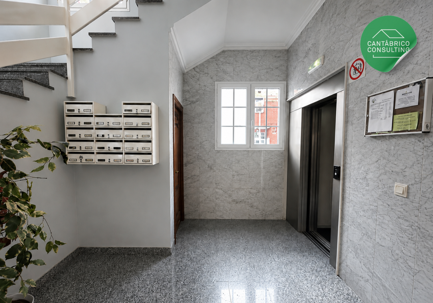 Piso soleado de 2 dormitorios con garaje y trastero en Avilés