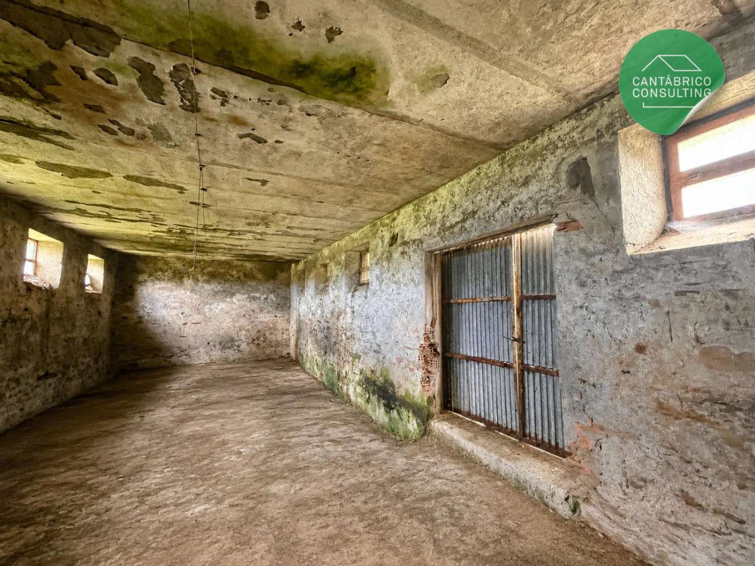 Propiedad con molino centenario junto al río Porcía, Sueiro, El Franco - Asturias