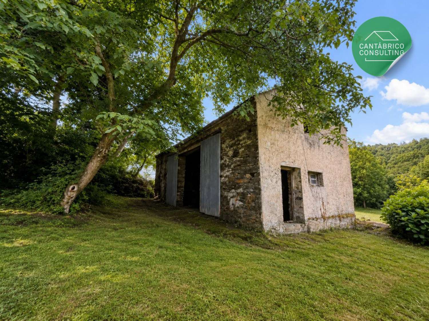 Propiedad con molino centenario junto al río Porcía, Sueiro, El Franco - Asturias