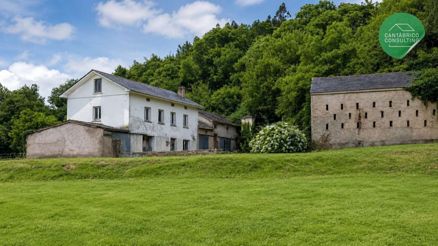 Propiedad con molino centenario junto al río Porcía, Sueiro, El Franco - Asturias