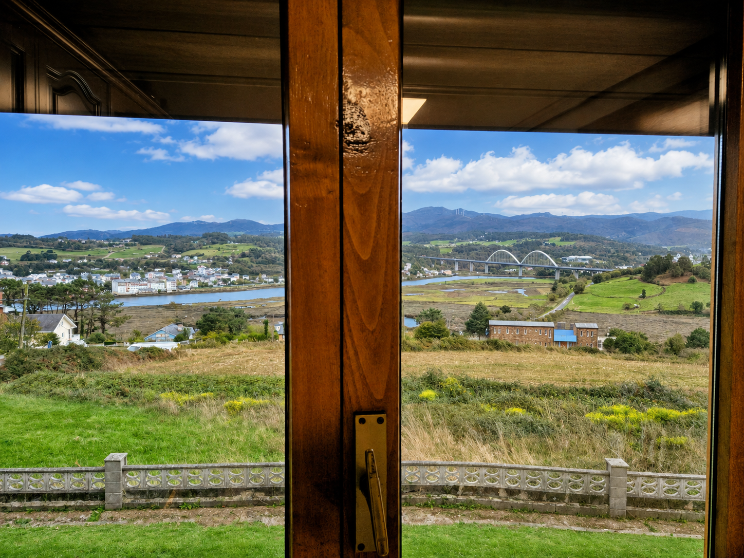 Propiedad Especial en Barqueiros, El Espín, Coaña, con vistas a Navia y a la Ría