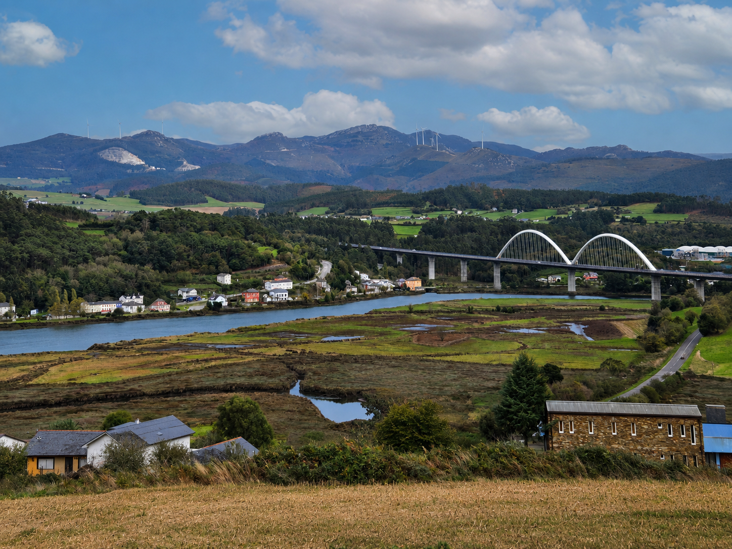Propiedad Especial en Barqueiros, El Espín, Coaña, con vistas a Navia y a la Ría
