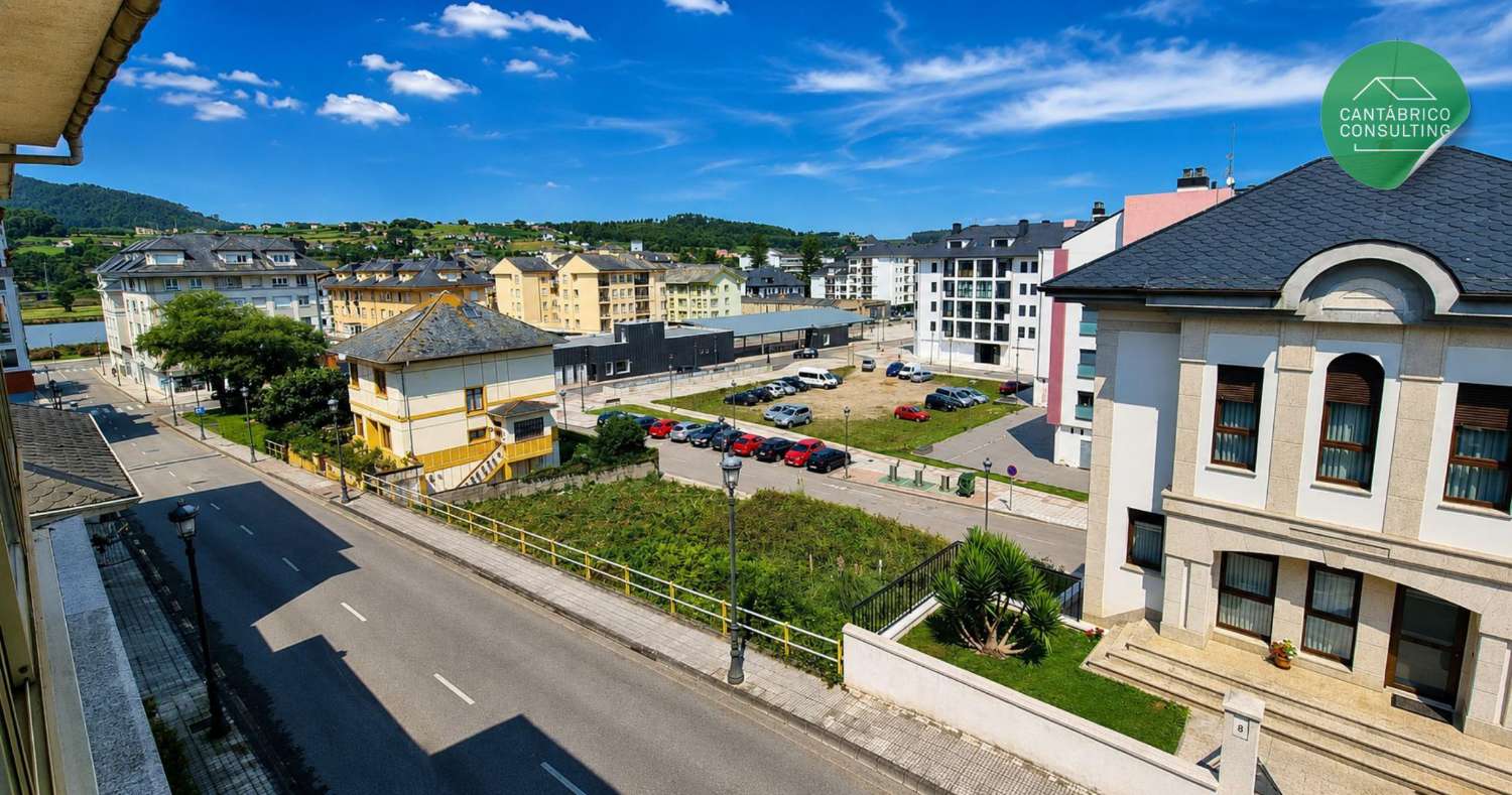 Hotel zum verkauf in Navia