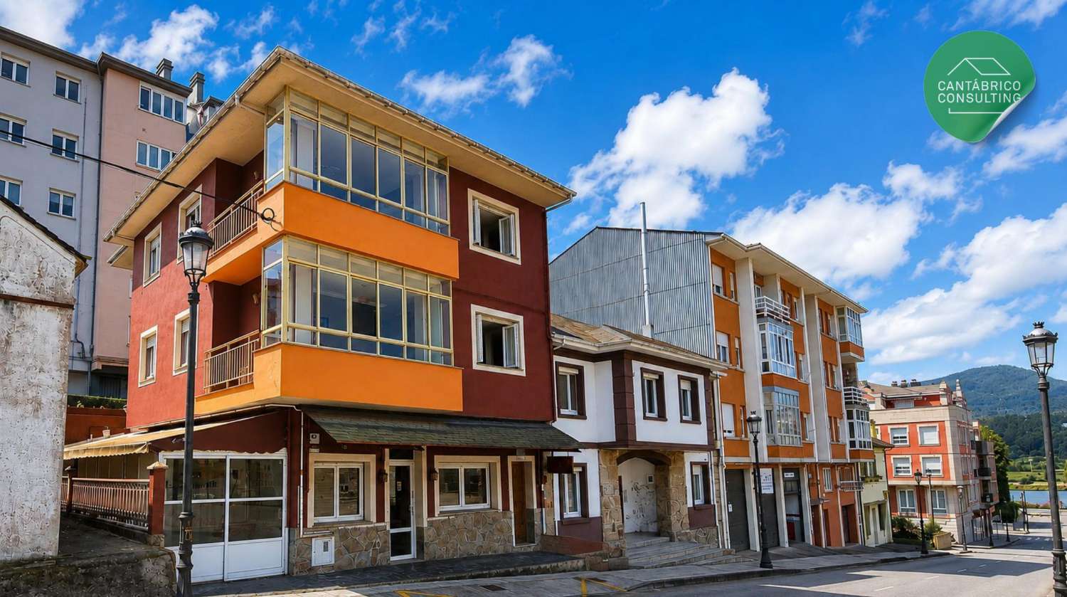 Hotel zum verkauf in Navia