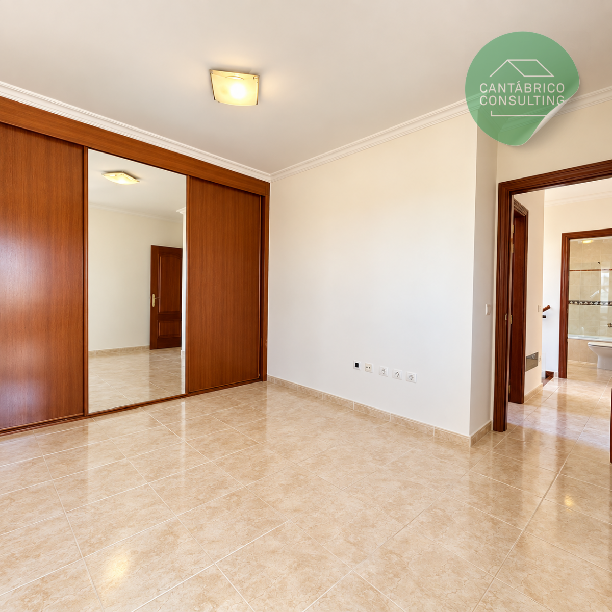 Chalet for sale in Cho-Guaza (Arona)