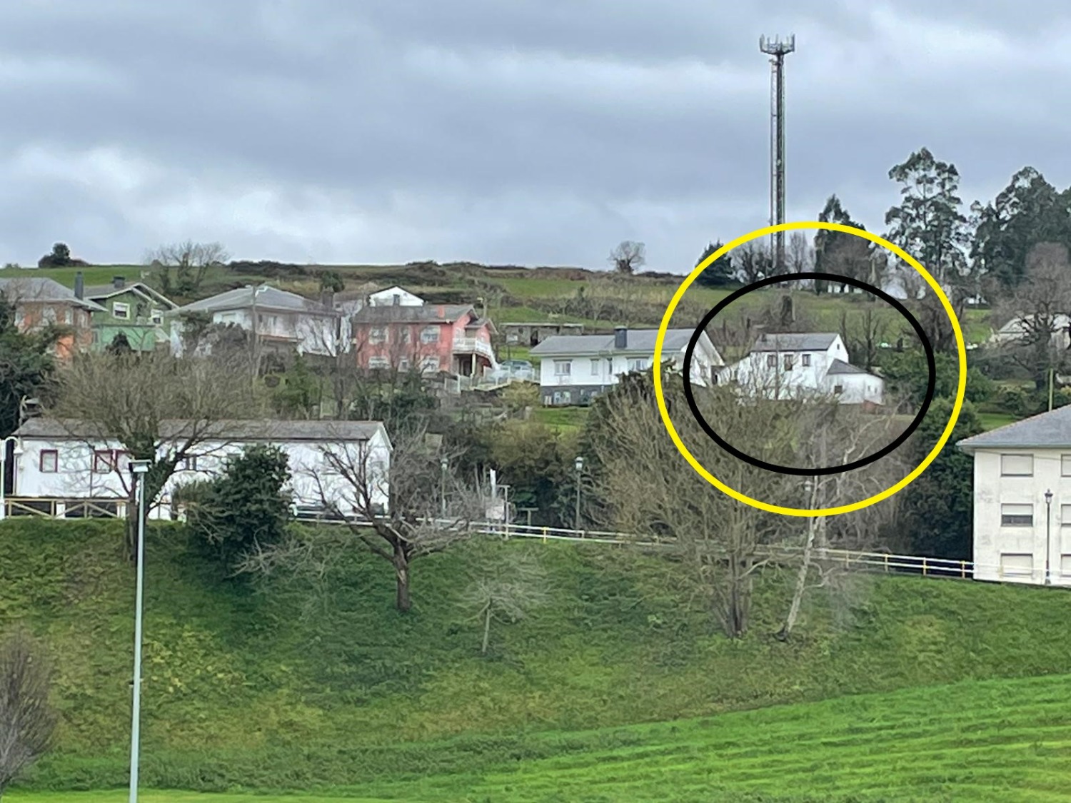 Casa en venda in Navia