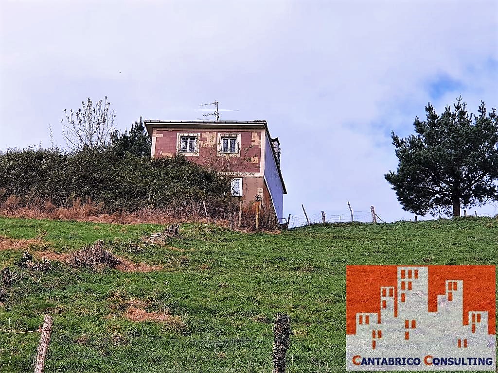 DOS FINCAS CON CASA Y CABAÑA EN PLENA MONTAÑA DE VALDES CON MUCHA NECESIDAD DE LIMPIEZA Y ADECUACIÓN CON ACCESO PARA TODOTERRENO