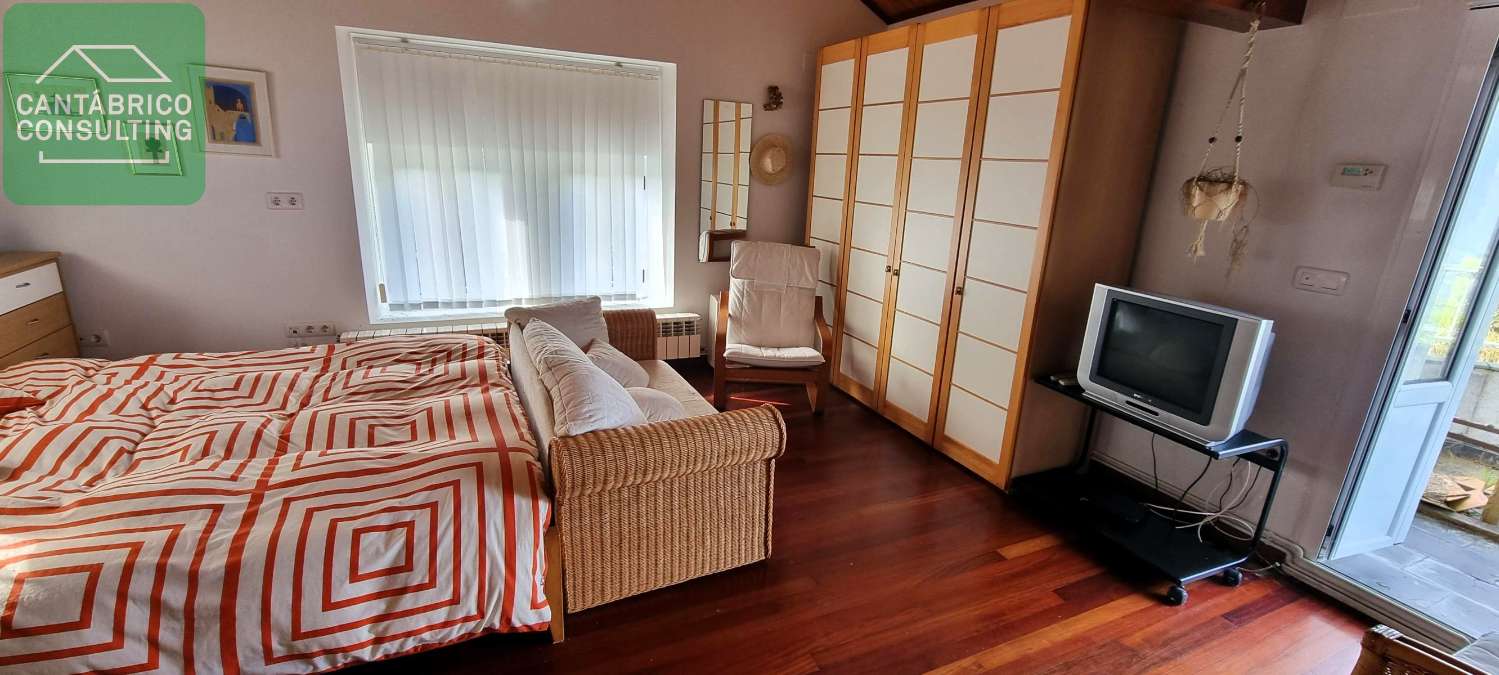 Casa Totalmente habitable con mucha Finca en alto de Villayón. Naturaleza Viva