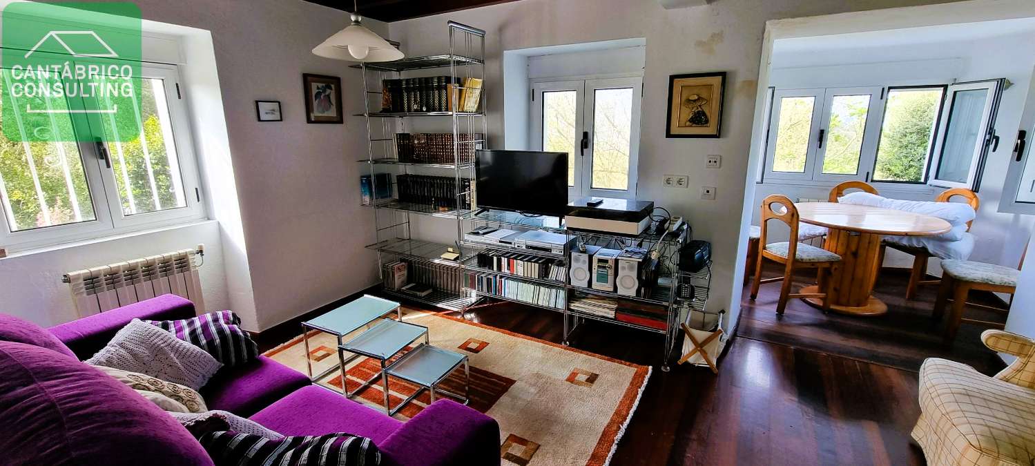 Casa Totalmente habitable con mucha Finca en alto de Villayón. Naturaleza Viva