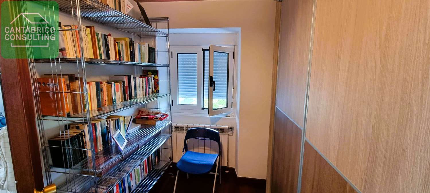 Casa Totalmente habitable con mucha Finca en alto de Villayón. Naturaleza Viva