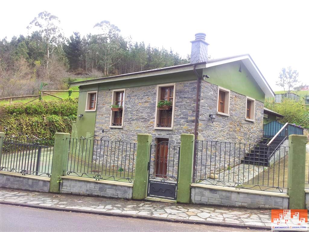 Woning te koop in Navia
