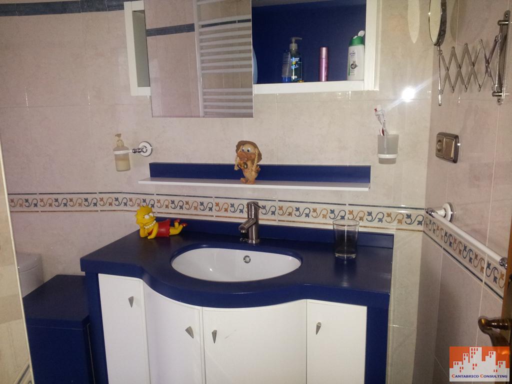Woning te koop in Navia