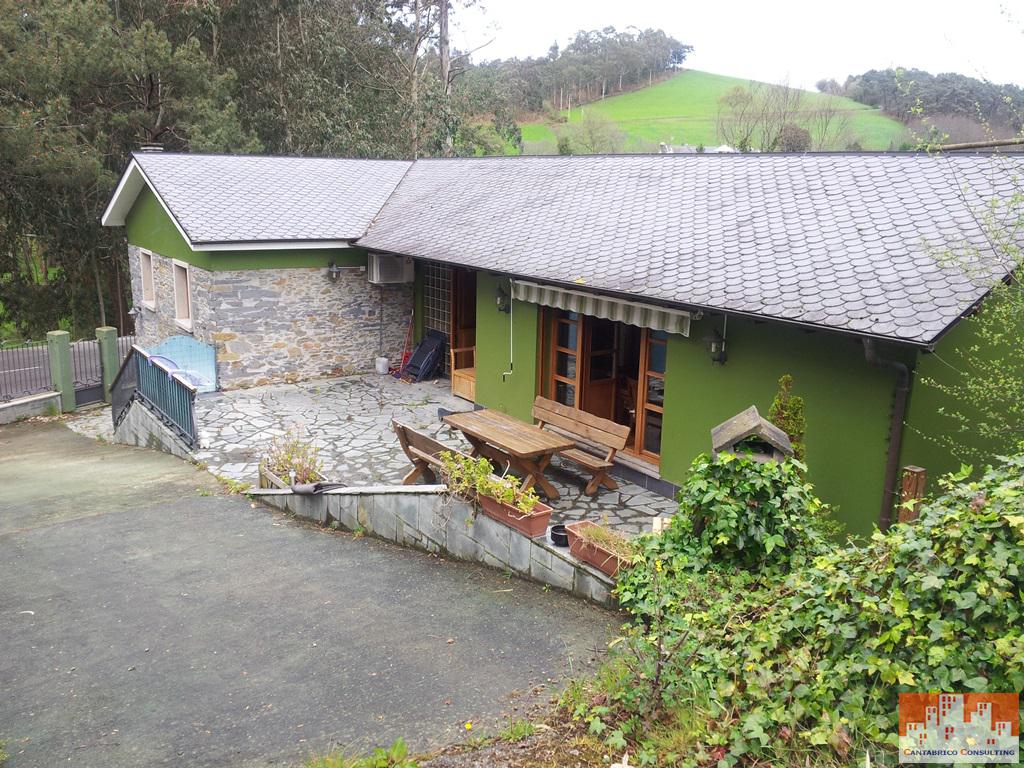 Woning te koop in Navia