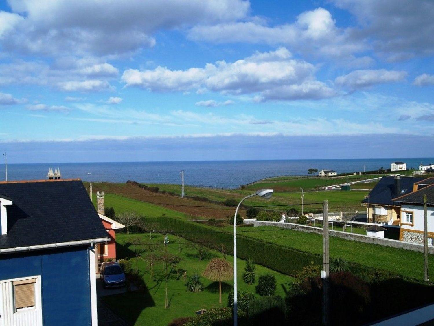 PISO CON VISTAS AL MAR EN PUERTO DE VEGA - NAVIA - ASTURIAS