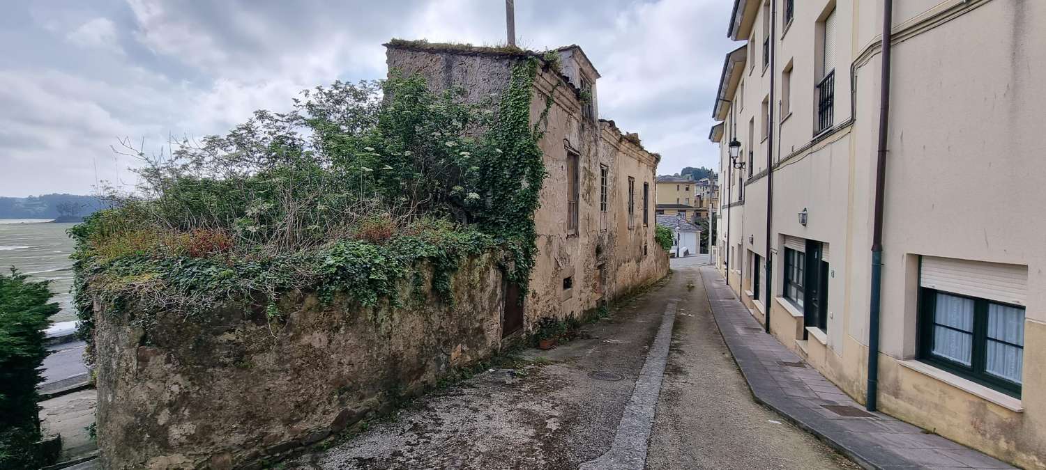 Maison en vente à Castropol