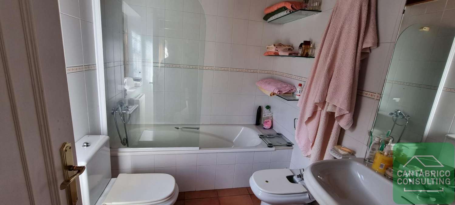 PIÑERA - CASTROPOL CASA RUSTICA CON FINCA Y CASITA PARA POSIBLE APARTAMENTO Y PRECIOSAS VISTAS