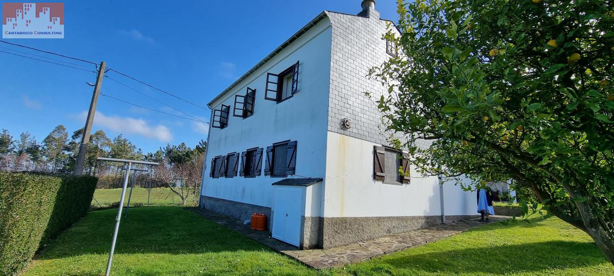 Chalet te koop in Castropol